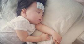 Review chi tiết miếng dán hạ sốt Aikido cho trẻ sơ sinh