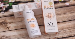 Review chi tiết và cụ thể về dòng kem chống nắng v7