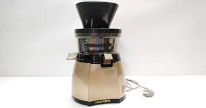 Review chi tiết về máy ép chậm Hurom hu-19sgm