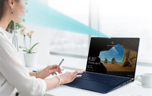 Review laptop Asus Zenbook UX533FD-A9035T tốt không, giá bán, nơi mua