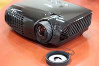 Review máy chiếu cự ly ngắn dành cho game thủ Optoma GT750