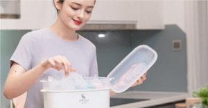 Review máy tiệt trùng bình sữa Moaz Bebe có tốt không? Giá bao nhiêu?