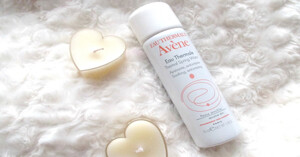 Review nước xịt khoáng Avene có tốt không? Sản phẩm có giá bao nhiêu?
