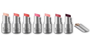 Review son dưỡng Kiko Coloured Lip Balm đang hot hiện nay