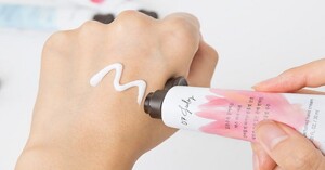 Review top 3 kem dưỡng da tay tốt nhất hiện nay nên mua