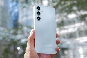 Samsung Galaxy S24 FE 5G giảm 5 triệu đồng, chất lượng "vô địch" trong tầm giá!