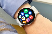 Samsung Galaxy Watch7 40mm giảm gần nửa giá, trang bị vẫn xuất sắc hàng đầu thị trường