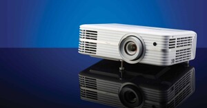 So sánh 2 chiếc máy chiếu Optoma UHD50 và Optoma UHD60