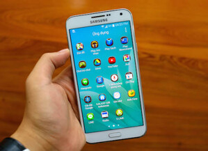 So sánh điện thoại di động Sony Xperia Z Ultra và Samsung Galaxy E7