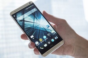 So sánh điện thoại di động Sony Xperia C C2305 và điện thoại HTC One Max