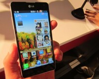 So sánh điện thoại di động Sony Xperia T3 và LG Optimus G E973 trong tầm giá 3 triệu đồng