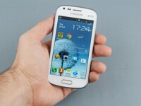 So sánh điện thoại Nokia Lumia 1320 và Galaxy S Duos