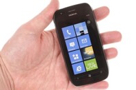 So sánh điện thoại Sony Xperia Z C6603 và điện thoại Nokia Lumia 710