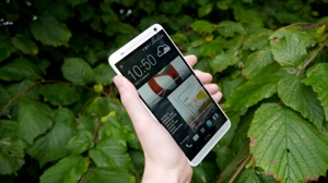 So sánh điện thoại Sony Xperia T2 Ultra Dual và HTC One Max