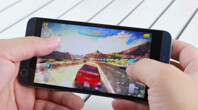 So sánh điện thoại thông minh HTC Desire 620 và HTC One E8