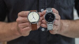 So sánh đồng hồ thông minh Asus ZenWatch và Samsung Gear S2