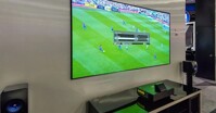 So sánh hai chiếc máy chiếu Epson EpiqVision Ultra LS500 và Optoma P1