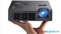So sánh máy chiếu mini BenQ W1080ST và ViewSonic PLED-W800