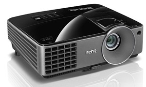 So sánh máy chiếu mini BenQ MX505 và BenQ MX501
