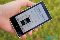 So sánh smartphone giá rẻ Asus Zenfone 5 A510CG và Lumia 820