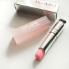 So sánh son dưỡng môi Dior Addict Lip Glow Color Reviver Balm và Philosophy Kiss me tonight