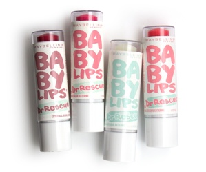 So sánh son dưỡng môi Skinfood Avocado lip balm và Maybelline Baby Lips Dr Rescue