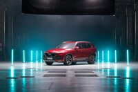 So sánh VinFast Lux SA2.0 và Volkswagen Tiguan nên mua xe nào tốt hơn