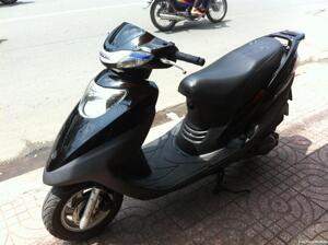 So sánh xe máy SYM Attila Victoria và Suzuki UA 125T