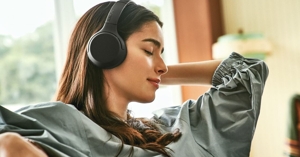 Sony WH-XB700: Tai nghe on ear Extrabass ấn tượng, giá tầm trung