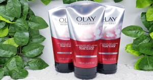Sữa rửa mặt Olay có tốt không?