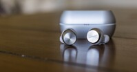 Tai nghe true wireless Technics AZ70: Anh em của Panasonic RZ-S500W!