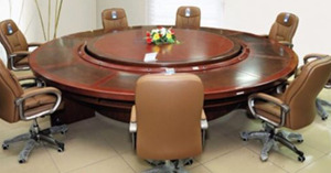 Tại sao nên mua bàn họp gỗ tự nhiên?