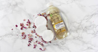 Tẩy trang Garnier Skin Active Oil Infused Micellar Cleansing Water - sản phẩm tẩy trang độc đáo chứa cả dầu lẫn nước