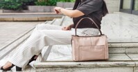Tiêu chí chọn mua túi xách công sở hữu ích dành cho bạn trẻ