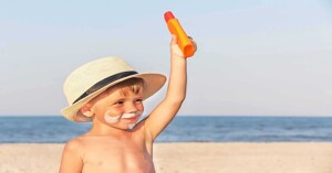 Tổng hợp các loại kem chống nắng cho bé tốt nhất hiện nay