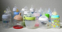 Top 10 bình sữa cho bé tốt nhất 2021