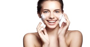 Top 3 sản phẩm sữa rửa mặt trị mụn tốt nhất năm 2019