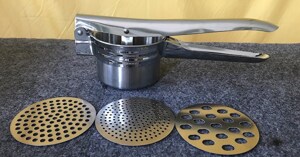 Top 4 dụng cụ làm bánh lọt tại nhà tốt nhất năm 2020