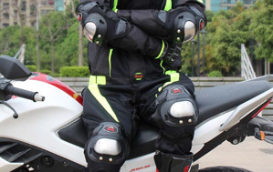 Top 4 mẫu giáp bảo hộ tay chân bó gối khi đi phượt xa giá từ 720,000 đồng