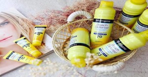 Top 5 kem chống nắng dạng xịt đáng mua nhất trong năm 2021