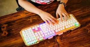 TOP bàn phím cơ giá rẻ chơi game ngon lành cành đào, giá chỉ tầm 1 triệu đồng