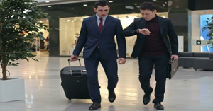 Vali du lịch nào cũng đẹp, chọn Meganine, Trip hay Beatas cho anh ấy?