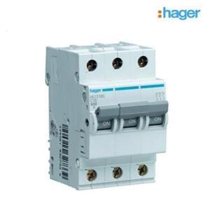 Aptomat 3 pha 6A Hager NC306A