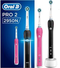 Bàn chải đánh răng Oral-B Pro 2 2950N