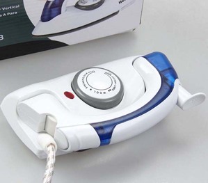 Bàn ủi hơi nước gấp gọn Travel Iron HT-258B