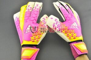 Bao tay thủ môn adidas predator g18