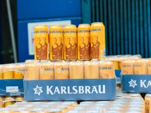 Bia Karlsbrau Helles Natur Weizen 5,2% Đức – 24 lon 500ml