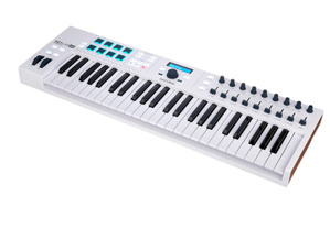 Bộ điều khiển MIDI Arturia KeyLab Essential 49