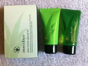 Bộ dưỡng da lô hội Innisfree Aloe Revital Special Kit