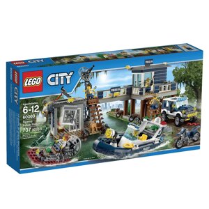 Bộ xếp hình Trạm cảnh sát đầm lầy LEGO City 60069